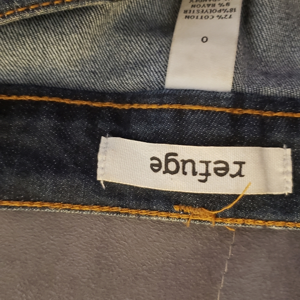 Jean short - Picture 3 of 3